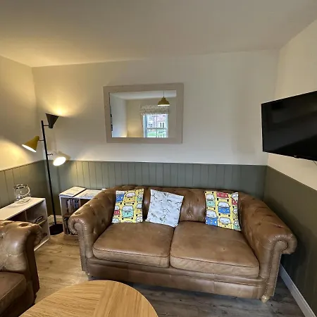 Dragonfly - Part Of The The Bay Village With Pool, Gym And Direct Access, Pub, Restaurant, Tennis And Meadows Walks * Filey