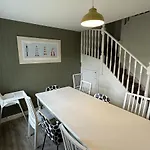 Dragonfly - Part Of The The Bay Village With Pool, Gym And Direct Access, Pub, Restaurant, Tennis And Meadows Walks Nyaraló