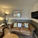 Dragonfly - Part Of The The Bay Village With Pool, Gym And Direct Access, Pub, Restaurant, Tennis And Meadows Walks * Filey