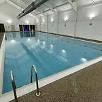 Dragonfly - Part Of The The Bay Village With Pool, Gym And Direct Access, Pub, Restaurant, Tennis And Meadows Walks * Filey