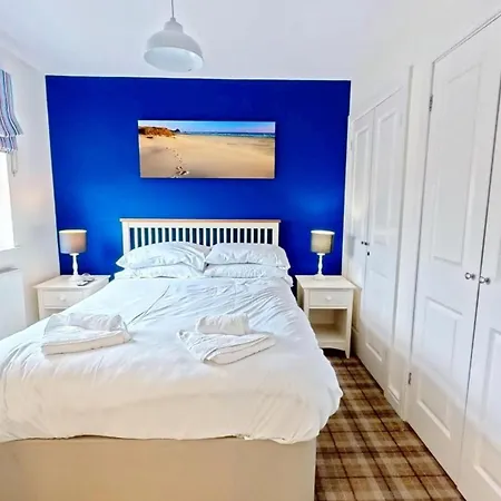Dragonfly - Part Of The The Bay Village With Pool, Gym And Direct Access, Pub, Restaurant, Tennis And Meadows Walks * Filey
