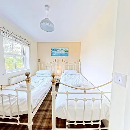 Dragonfly - Part Of The The Bay Village With Pool, Gym And Direct Access, Pub, Restaurant, Tennis And Meadows Walks